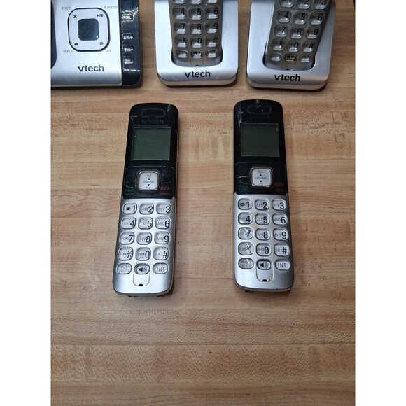 VTech DECT 6.0 Cordless Phone Answering System Caller ID Call Waiting 5 Phones - Picture 3 of 3